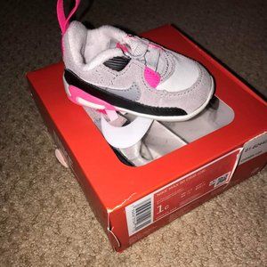 Infant Nike